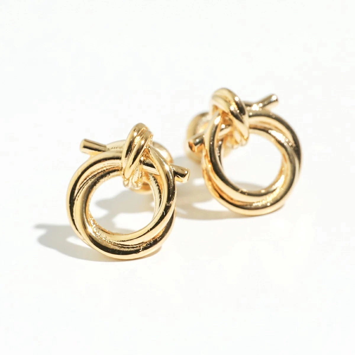 FERRAGAMO フェラガモ ピアス 76 0671 レディース ガンチーニ ノット スタッド ジュエリー アクセサリー 001/ORO-CHIARO