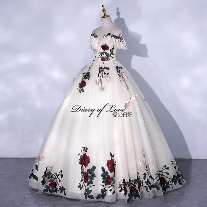 想いよ届けウェディングドレス プリンセスライン 演奏会 結婚式ドレス Aライトドレス 編み上げタイプ 刺繍入り 二次会ドレス 花嫁ドレス 半袖 海外ウエディング挙式OK クラシカルなドレス二次会/結婚