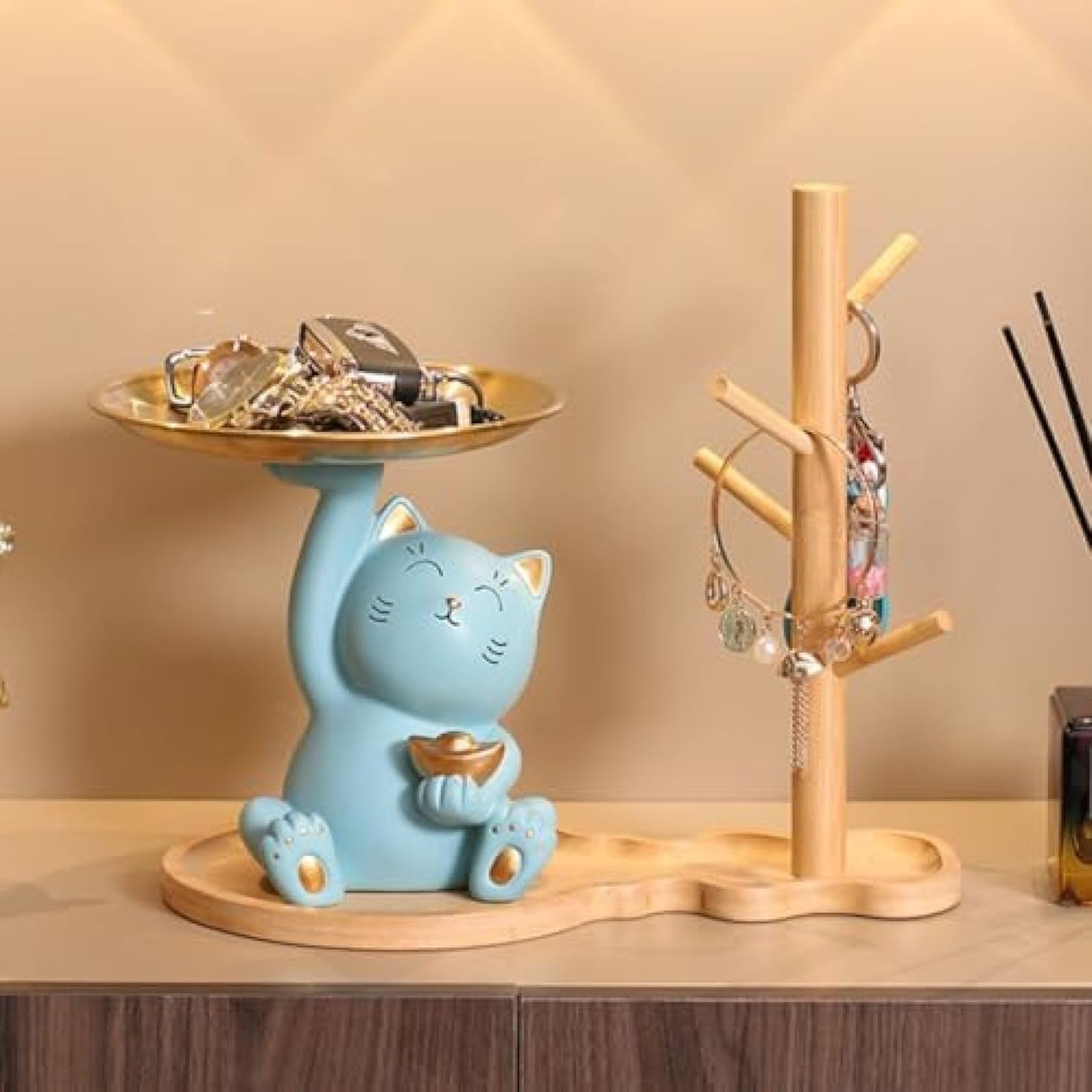 【20%OFFクーポン】ネコちゃん キー収納 小物入れ 玄関収納 おしゃれ オブジェ 置物 鍵置き 鍵入れ 卓上置物 収納トレイ 動物像 彫刻装飾 財布 口紅スタンド 机 ホーム飾り 玄関 化粧卓 イ