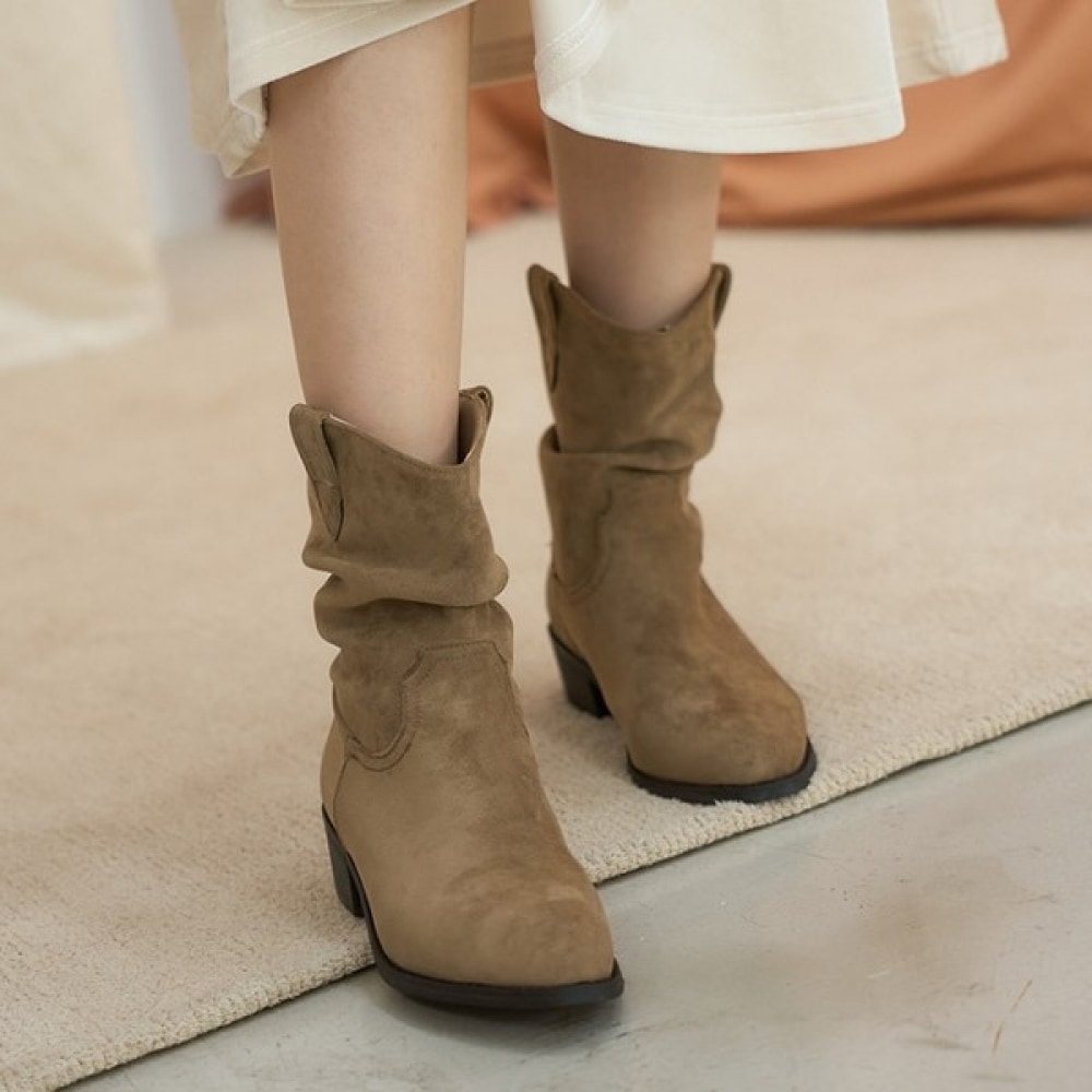 (ニナスパリ) スティレットアンクルリンクルスエードブーツ