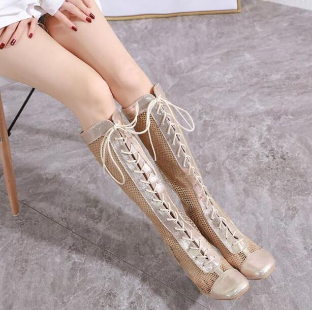 サマーブーツ　ブーツサンダル 編み上げシューズ　レースアップ　ロングブーツ　ローヒールサンダル　太ヒール　夏　シースルー　9センチヒール　透かし　レディース靴
