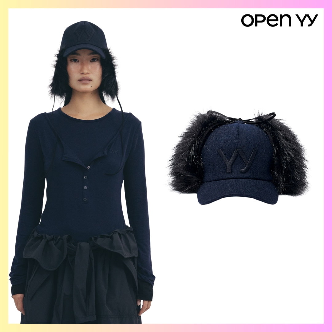 [OPEN Yy] FAUX FUR EARFLAP CAP - NAVY + FREE OMAKE ストリート キャップロゴ キャップ韓国ファッションキャップコットン