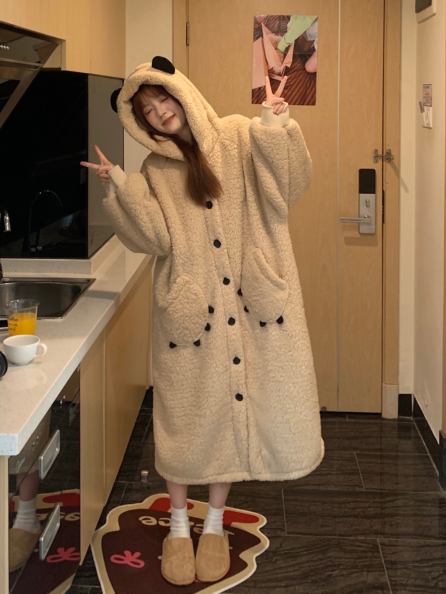 パジャマ・ルームウェア冬熊珊瑚ベルベットローブ2024新しいパッド入り厚手パジャマ