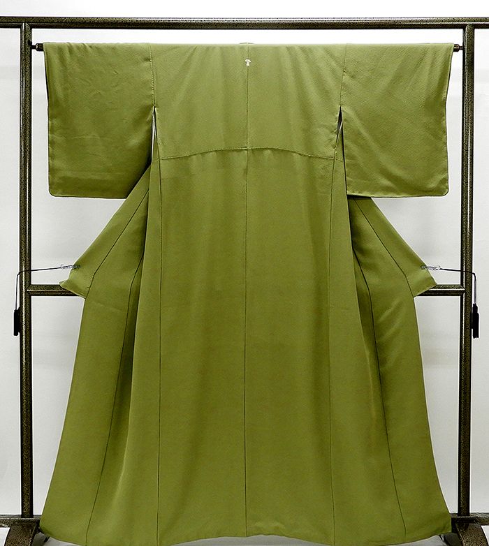 色無地 未着用美品 正絹 渋め草色 身丈160.5cm 裄丈64.5cm 色無地 未使用 新古品 着