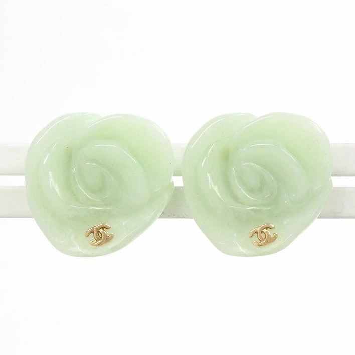 シャネル ココマーク カメリアモチーフ グリーン クリップタイプ プラスチック/樹脂 【イヤリング】