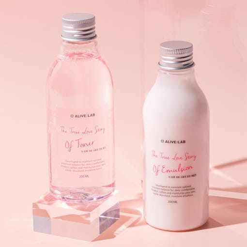 ザ·トゥルー ラブストーリー オブ トナー 200ml X エマルジョン 200ml ローズウォーターセ+マスクパックをプレゼント