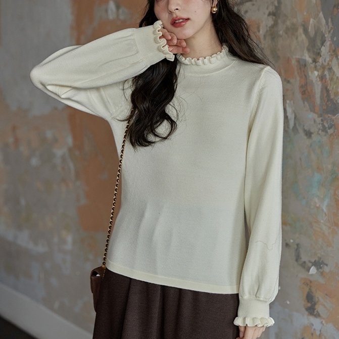 トップス カットソー 長袖 ハイネック プルオーバー ミディアム丈 フリル 可愛い かわいい 大人可愛い きれいめ シンプル 上品 レトロ おしゃれ かっこいい カジュアル こなれ感 個性的 主役級