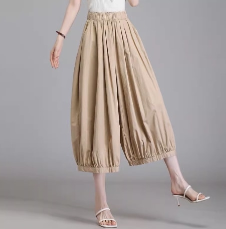 レディース パンツ ボトムス バルーンパンツ ポケット アンクル 短め丈 かわいい 大人可愛い カジュアル おしゃれ こなれ感 ラフ ガーリー 主役級 存在感 無地 春 夏 ママ 10代 20代