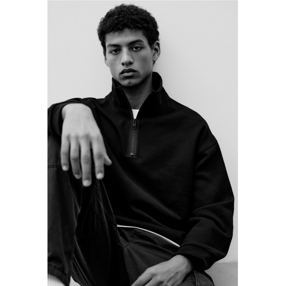H&M ルーズフィットジップディテールスウェットシャツブラック