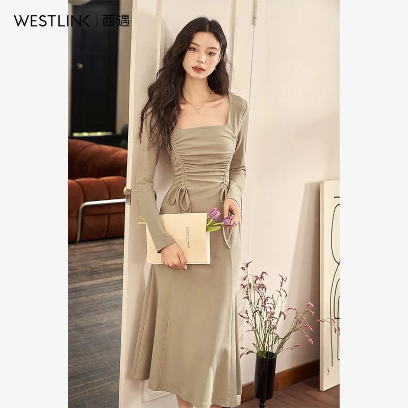 【急速出荷!】エメラルドグリーン スクエアネック ロングスリーブ Aラインワンピース 2025新作 シェイプアップタック エレガントロングドレス ワンピース ワンピース レディース ロングワンピース