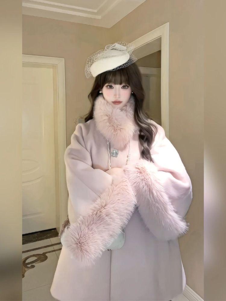 パステルピンクフォックスコート豪華なミュールスキンスリーブ&カラーファーデザイン! 冬のお出かけに欠かせないアイテム大人の可愛さとぬくもりを一着で表現した定番アイテム