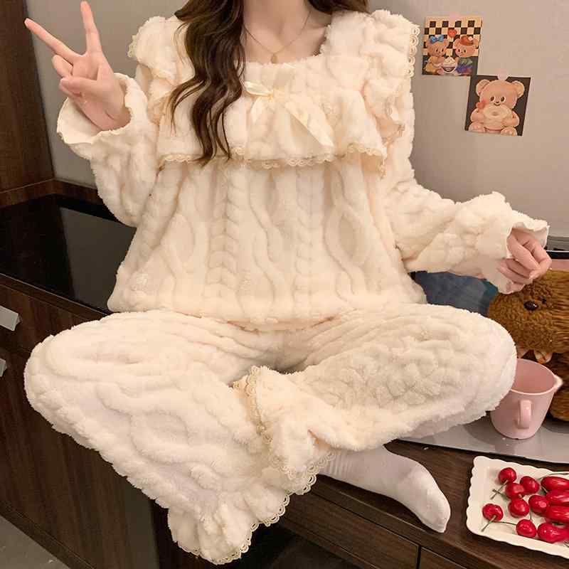 ルームウェア レディース パジャマ 部屋着 ガーリー コーラルベルベット フランネル 秋冬 長袖 スクエアネック プルオーバー 裏起毛 ホームウェア ラウンジウェア レースリボン ベージュ ピンク