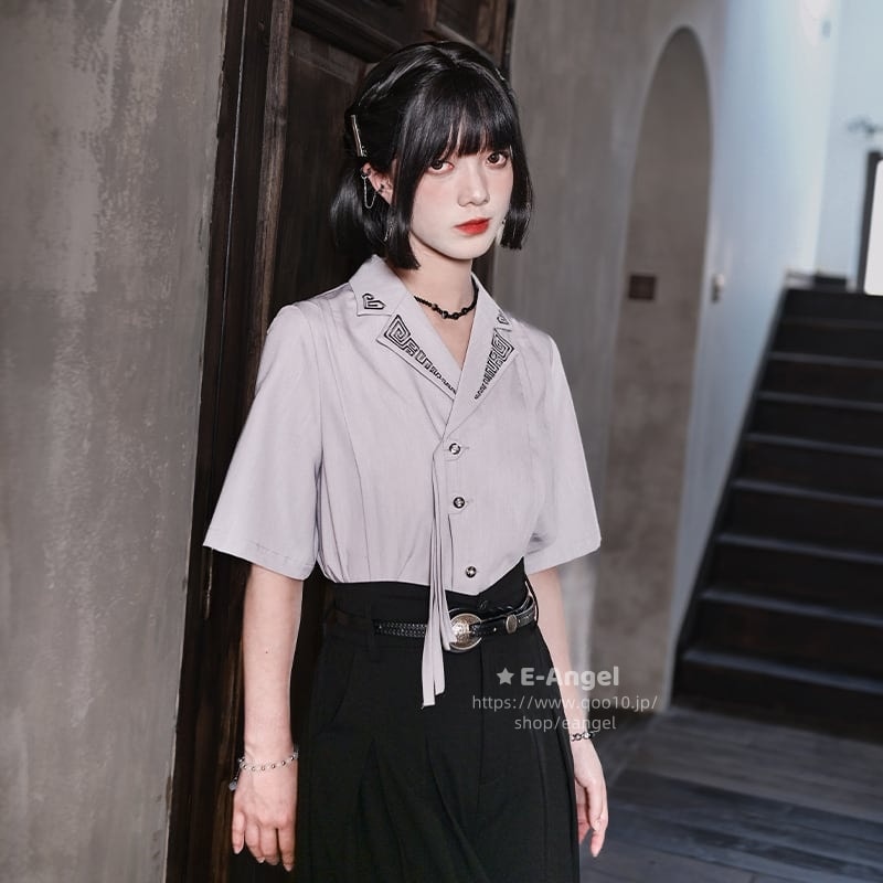 チャイナ風シャツ レディース 半袖 刺繍 トップス ブラウス オリジナル ブラック グレー モダン タッセル飾り 男女通用