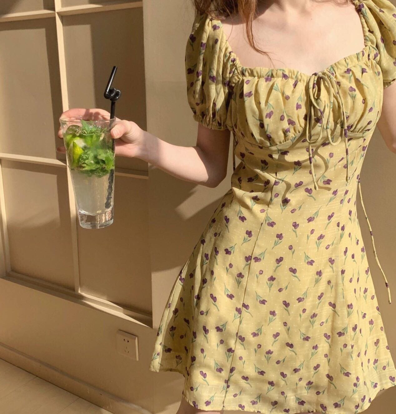 ワンピース 半袖 春 夏 かわいい aライン Aライン フレア フレアスカート ミニ丈 ショート丈 膝上 ぽわん袖 パフスリーブ 萌袖 スクエアネック フレア セミフレア スリム Aライン スマート