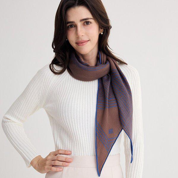 AKウォンジュ店 ウールシルク 三角スカーフ (WJ) FKI007I