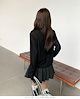 ブラック