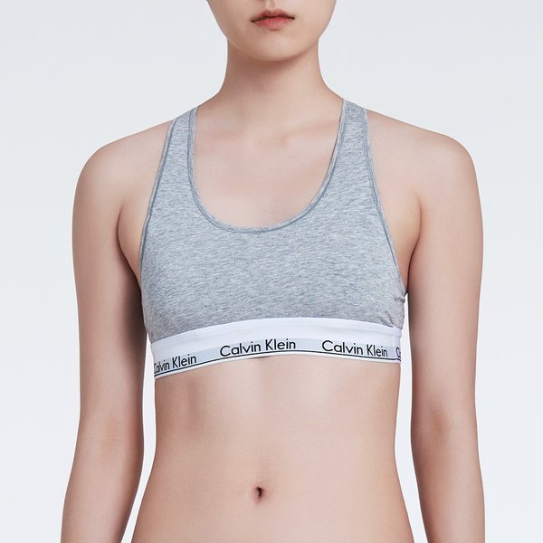 CK/女性/Tシャツ 7,922円