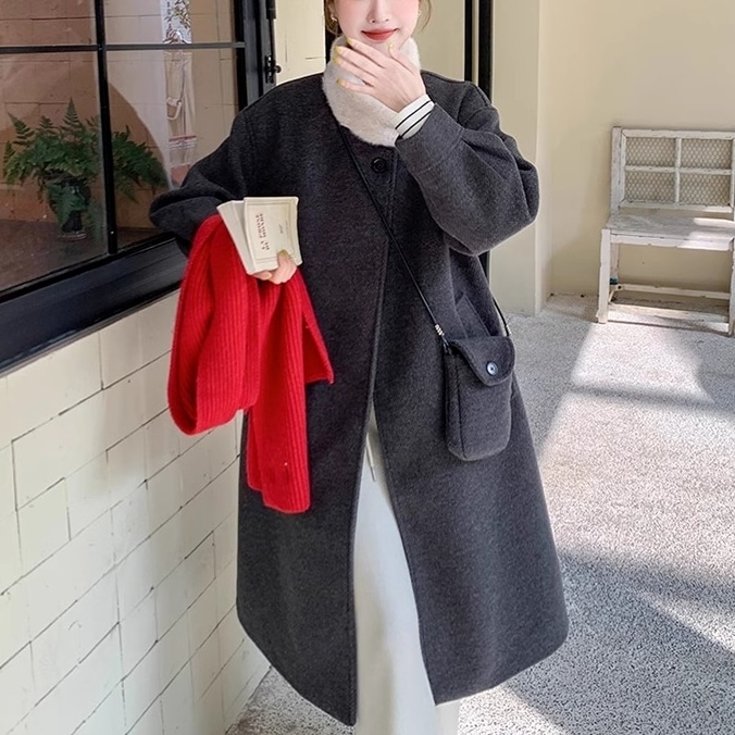 アウター コート ロングコート 長袖 ハイネック 前開き ボタン 裏ボア ポケット ロング丈 かわいい 大人可愛い きれいめ シンプル 上品 おしゃれ かっこいい カジュアル こなれ感 個性的 主役級