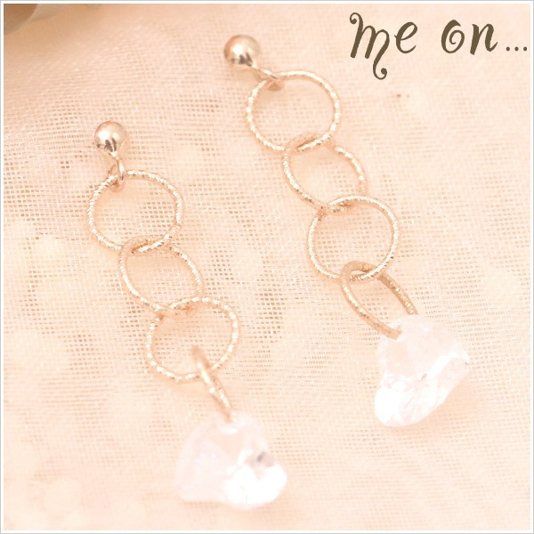 me on... K10PG ハート キュービックジルコニア ピアス 発送目安２-３週間