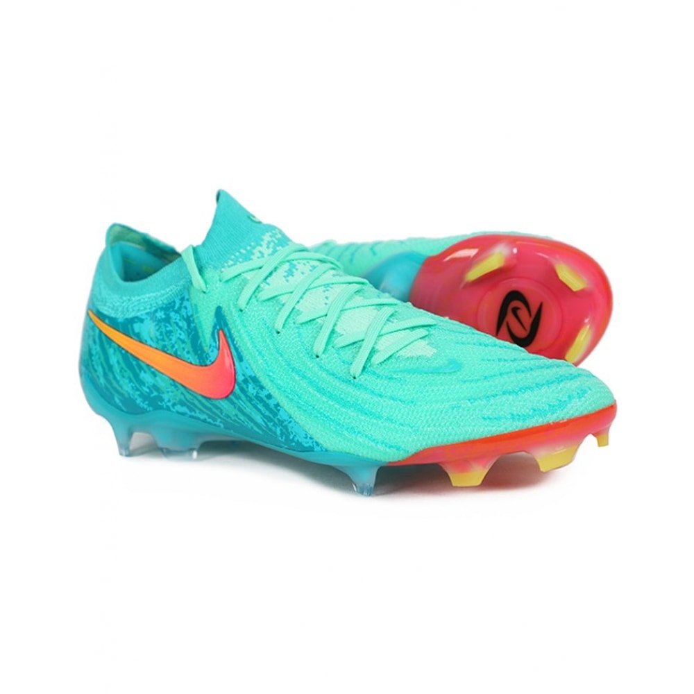 ナイキサッカーシューズファントム GX II エリート LV8 FG