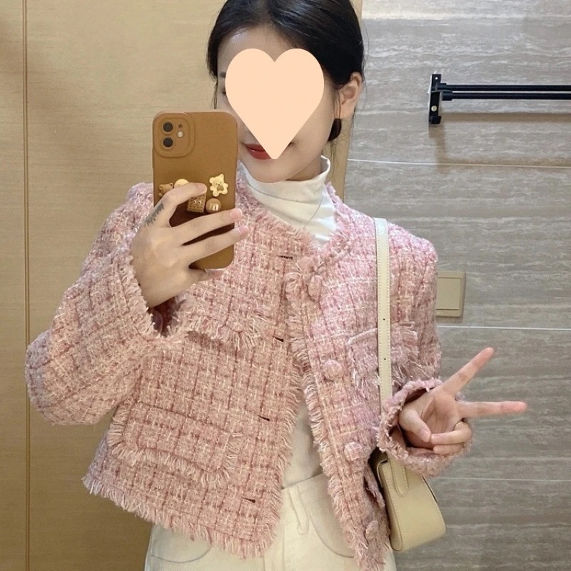 （細工が凝っている）2025年秋2025年新しいハイエンドスタイルのフランスの小さなフレグランスジャケット女性の小さな短いデザイントップ