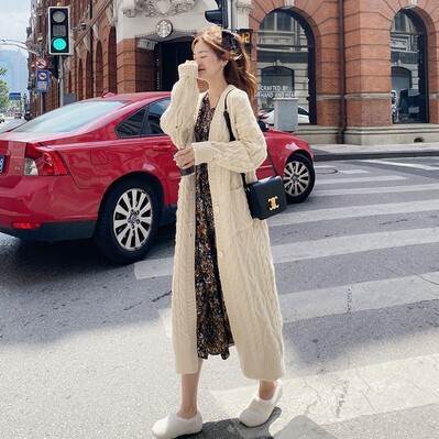 トップス ロングカーディガン 上着 ロング丈 長袖 ドロップショルダー ボタン ストレート ワイド ポケット 前開き ケーブルニット ニット かわいい 大人可愛い きれいめ シンプル カジュアル 上品