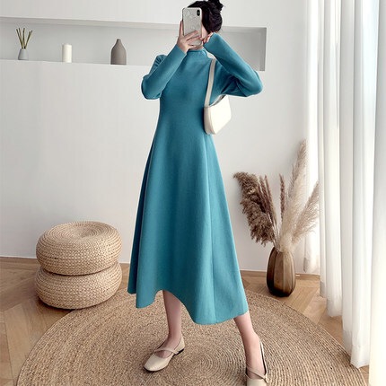 ワンピース ロング丈 袖あり 長袖 ハイネック フレア スリム タイト デザイン 美ライン ニュアンス 伸縮性 ストレッチ ニット カラバリ かわいい 大人可愛い きれいめ シンプル カジュアル 大人