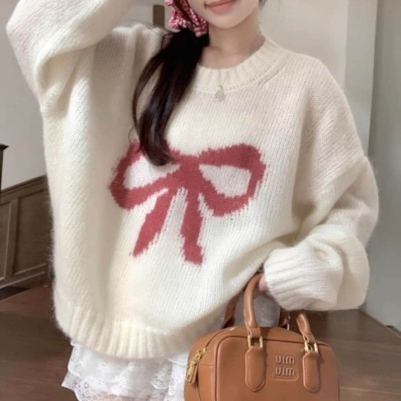 2024秋冬トップス セーター ニット ラウンドネック 長袖 秋 白 ホワイト おしゃれ かわいい キュート 甘め 韓国ファッション レディース お出かけ