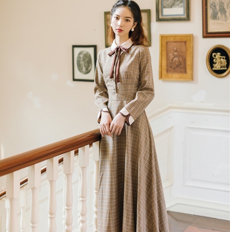 ワンピース フレアワンピース ミモレ ミモレ丈 ロング ロング丈 袖あり 長袖 Vネック 襟付き フレア Aライン リボン ウエストマーク かわいい 大人可愛い きれいめ シンプル 上品 おしゃれ