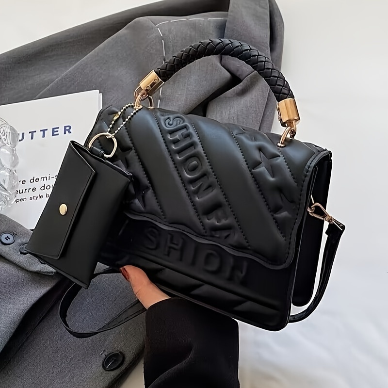 トレンディなキルティングハンドバッグ調節可能なストラップマグネットフラップクロージャーカードホルダー付き - メタリックゴールドトーンのハードウェア編み込みハンドルミニコインポーチ付きスタイ