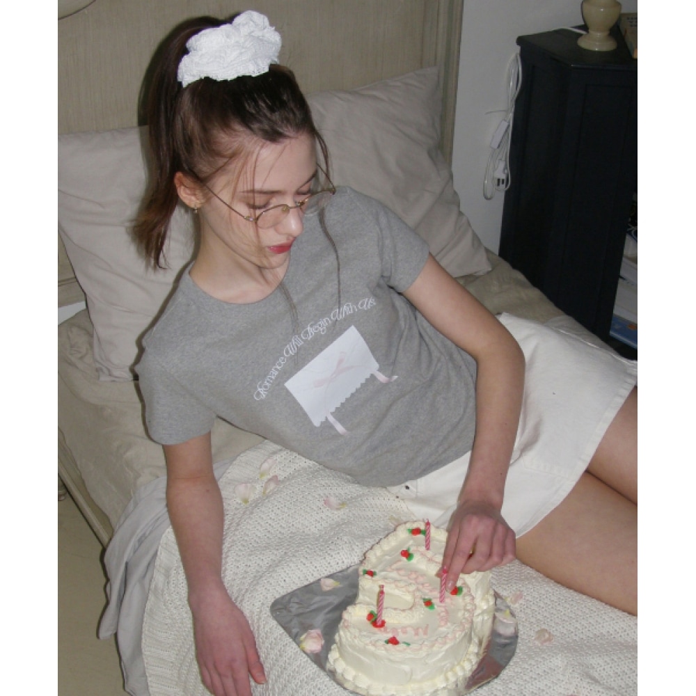 レターフロムムーンリボンレタースリムTシャツ (グレー)