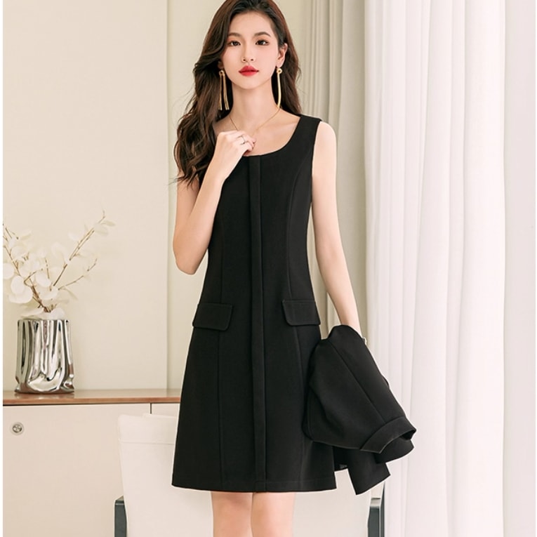 ワンピース 膝上 ノースリーブ Uネック タイト スリム 細身 ストレート Iライン きれいめ シンプル 上品 おしゃれ ラフ クール ロマンティック 無地 夏 発表会 授業参観 演奏会 ステージ