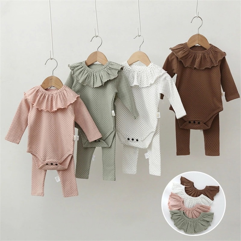 新アップグレード新品ベビー服 長袖 ロンパース パンツ スタイ 帽子 4点セット パジャマ 肌着 新生児 春 秋 冬 コットン 66 73 80 90cm 北欧