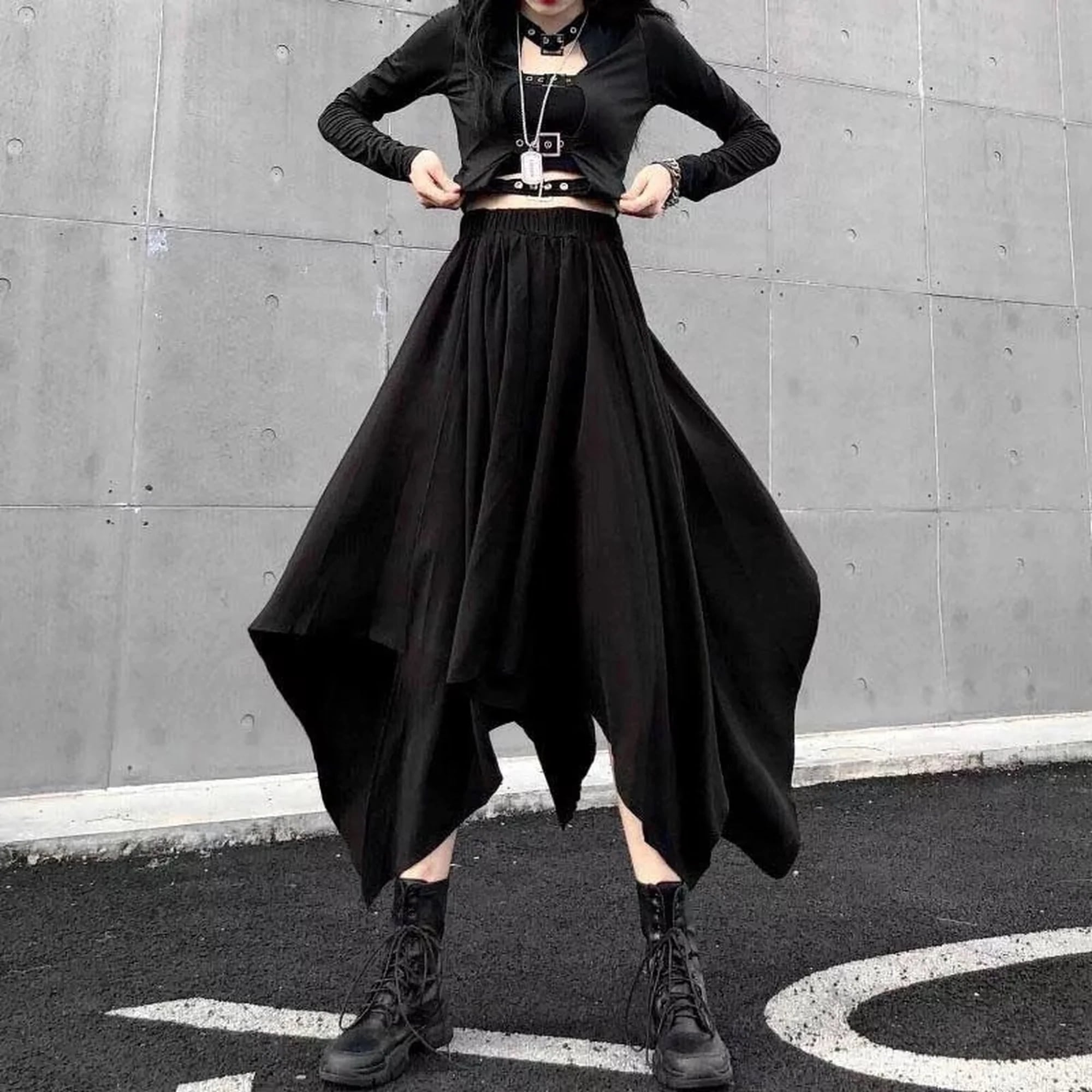 個性 不規則 デザイン フレア アシンメトリー ミモレ丈スカート 黒 かっこいい 個性スカート