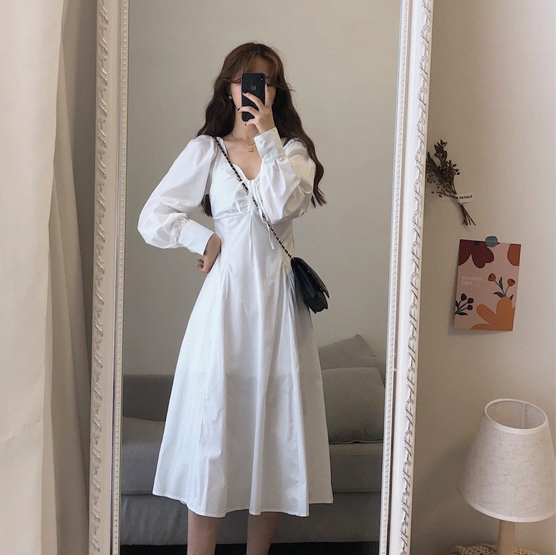白いドレス秋新森女性シリーズ小新鮮な長袖フレンチレトロ揚げストリート気質初恋ロングスカート