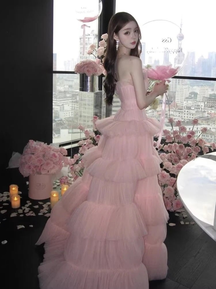 ハイエンドストラップレスドレス大人ギフトバースデープリンセススタイルの腫れたスカートワンピースドレスドレス