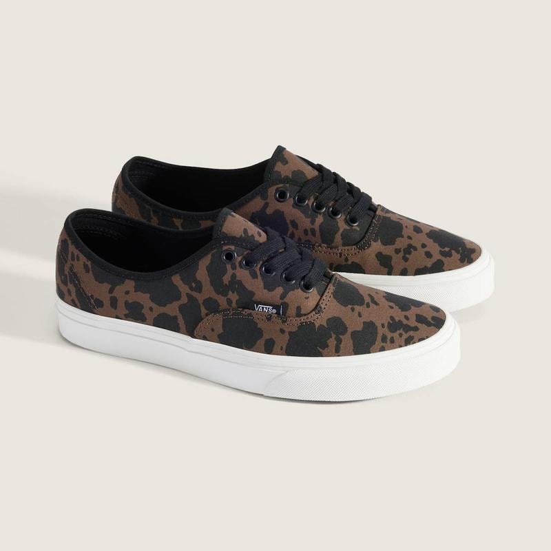 オーセンティック ANIMALIER COW PRINT / VN000D7YC80