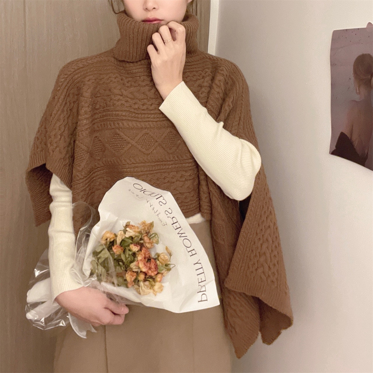 人気品超目玉ポンチョレディース冬ケープコートケーブル編みニットケーブルタートルネック不規則防寒あったか暖かい無地ルームウェア大可愛い