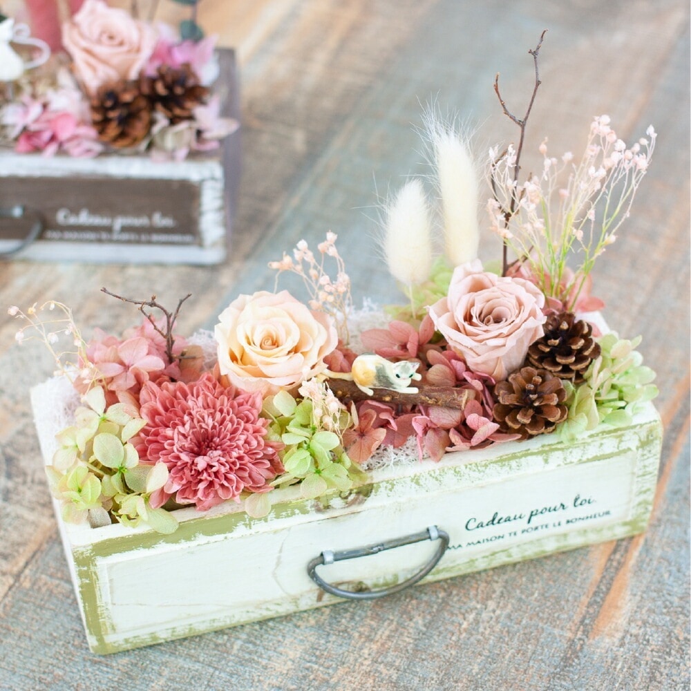 プリザーブドフラワー ねこ 誕生日 ギフト【Sommeil de chat ソメイユ ド シャ 猫のまどろみ】敬老の日 プレゼント ラッピング 退職祝い 卒業祝い インテリア雑貨 箱庭 開店祝い 開業