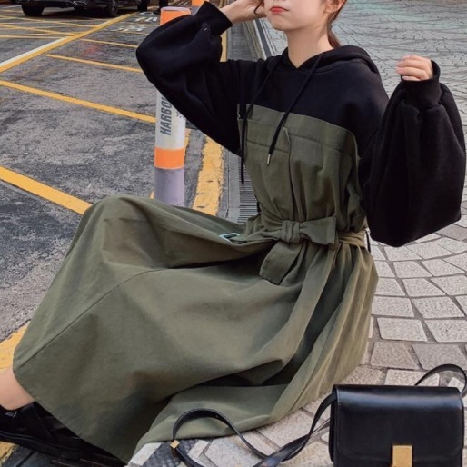 【人気上昇中】 大人可愛い 配色 切り替えフード付き デートワンピース