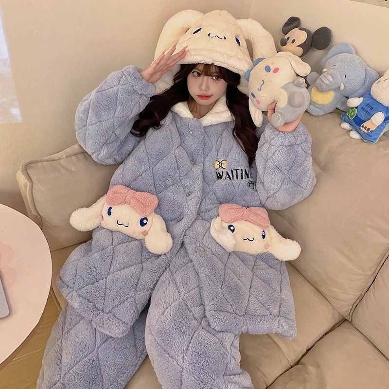 かわいい学生玉桂犬サンゴ絨毯スリーパー女性秋冬厚手保温中長冬フランネルパジャマ