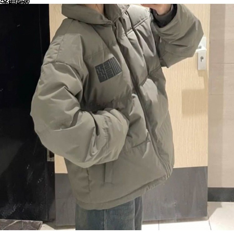 カレッジグレースタンドカラープリントレトロダウンジャケット女性の冬の新レトロファッショナブルな防寒肥厚ジャケットチ