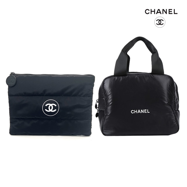 海外コスメノベルティCHANELロゴプレート　ポーチ　箱に入れて発送です。 海外コスメノベルティCHANELロゴプレート ポーチ 箱に入れて発送