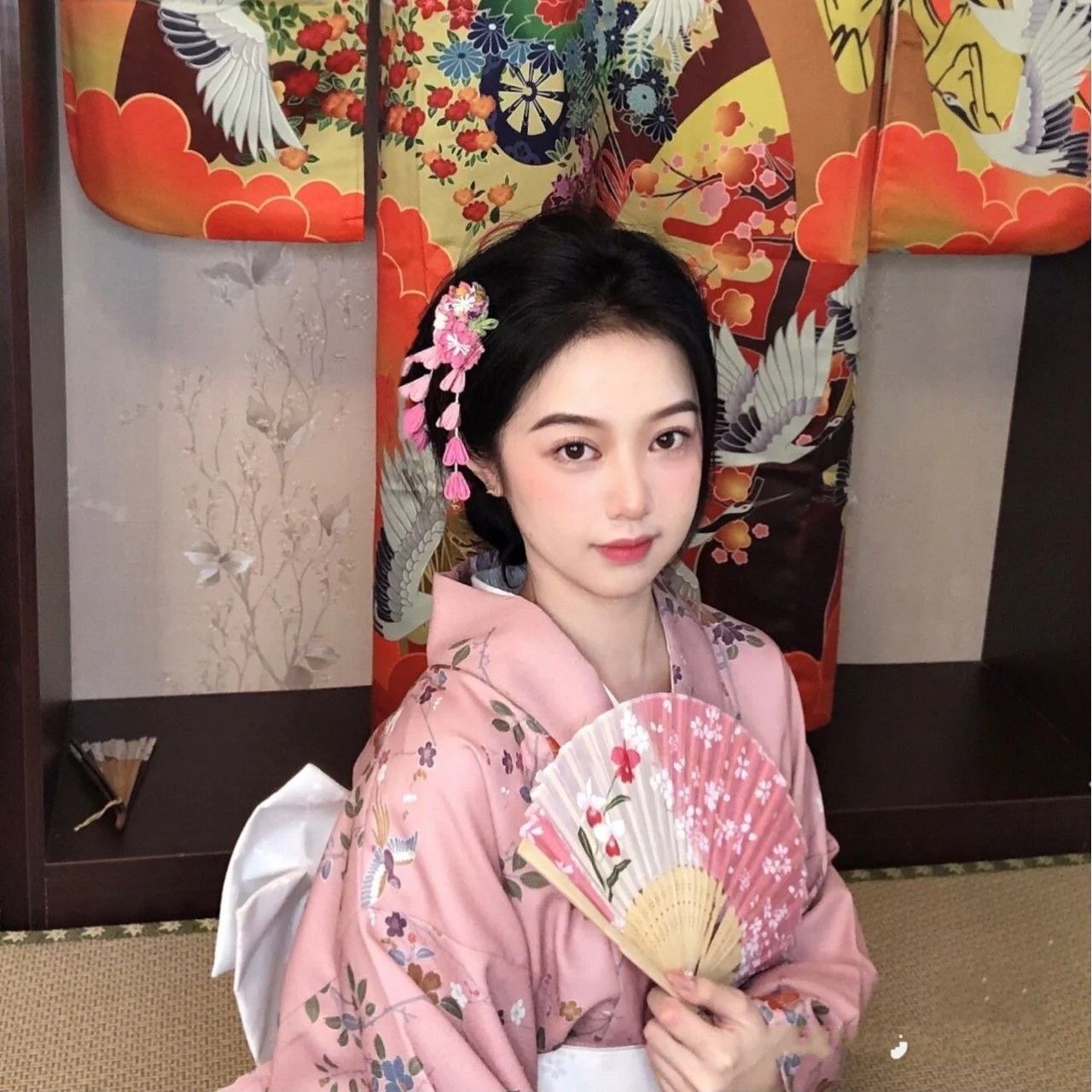 着物 女性 フォーマルウェア 伝統的 レトロ 和風 モダン かわいい ピンク 浴衣 女性