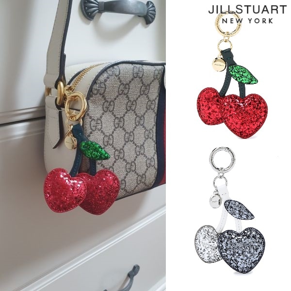 [23FW] [Charm] Cherry Sequin Leather Keyring 2色 バッグ装飾 新商品 韓国ブランド 韓国人気 韓国ファッション 学生 贈り物 ストリートファッション カ