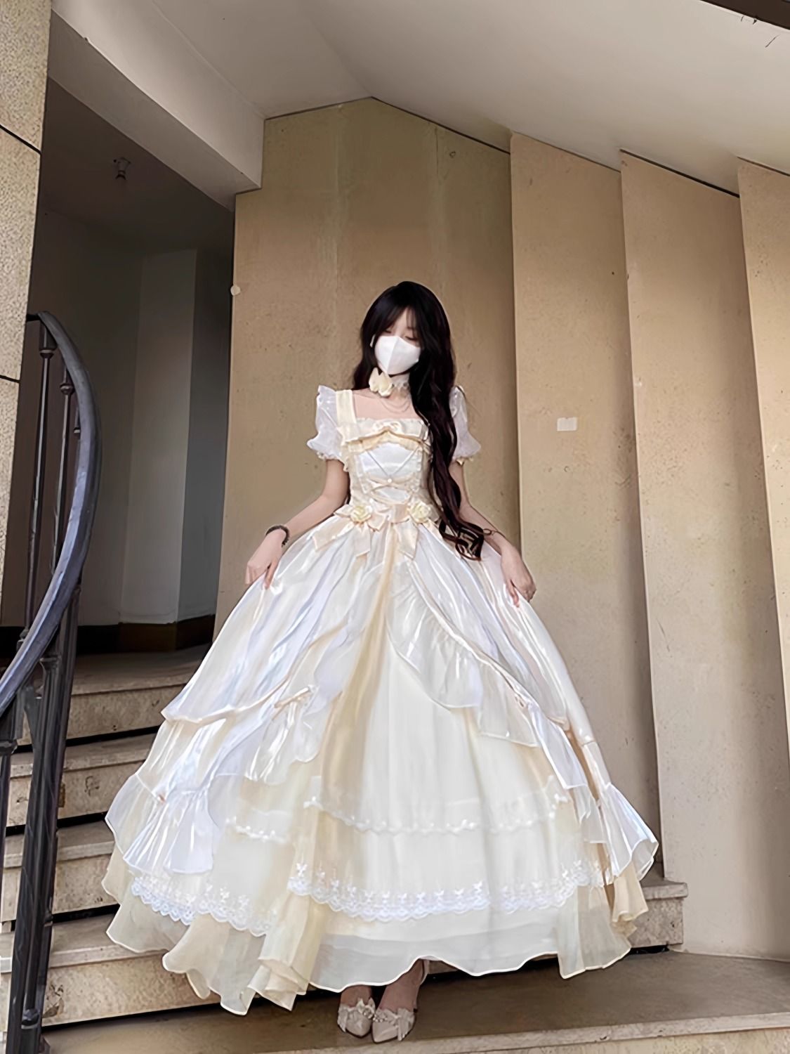 ウーフービッグスカート ロリータ 高貴でエレガント ナチュラルカラー 成人式 誕生日パーティー スーパープリンセススカート