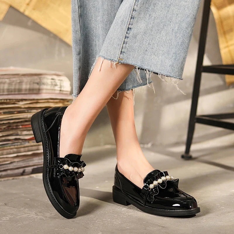 緊急SALE!2点購入で1OO円オフ [即納] ローファー/バネパールバックルローファー/柔らかい底おしゃれ百掛けファー靴.厚底シューズパンプス