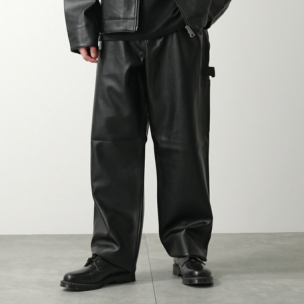 Carhartt カーハート パンツ SINGLE KNEE LEATHER PANT シングルニー I034446 メンズ ストレート リラックスフィット ロゴ セットアップ可能 89XX/Blac 27,480円