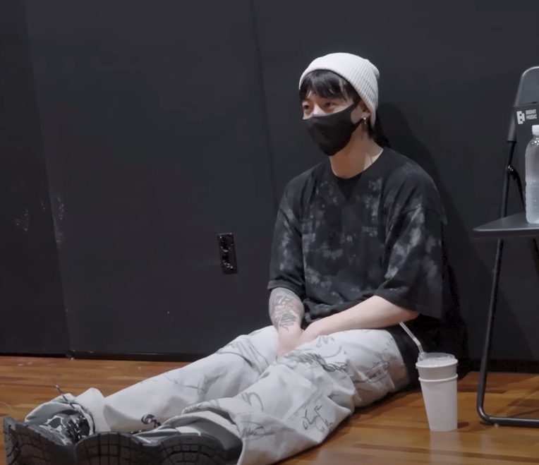 【BTSジョングク着用】Tie-dye Oversized Sleeve チャコール 半袖 オーバーサイズ 男女兼用