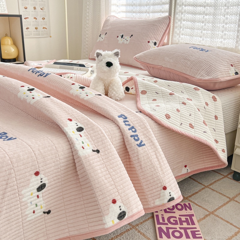 秋冬新スタイル片面ベルベット片面綿キルティングキルティング高温サンドウォッシュベッドカバー3点セット厚みのあるベッドシーツベッドカンマット